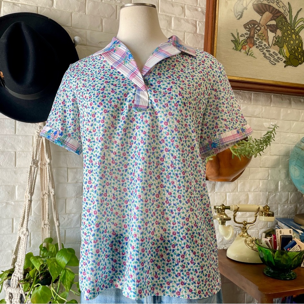 SOLD Vintage 1970s Sears Floral + Plaid Cottage Collared Shirt with Cuffed - Picture 2 of 14